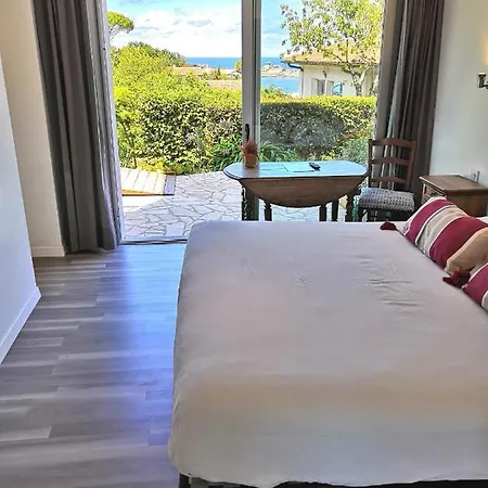 Pensión Les Digues Vauban 3*