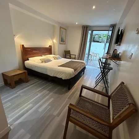 Pensión Les Digues Vauban 3*