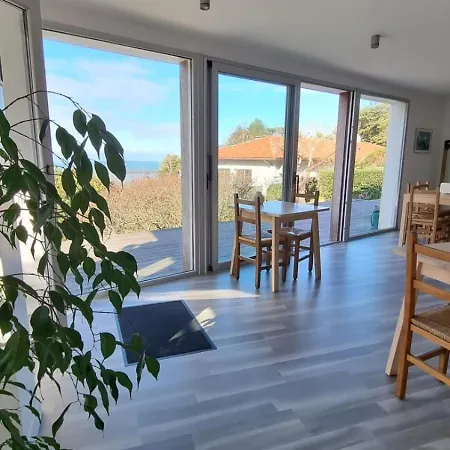 Pensión Les Digues Vauban 3*