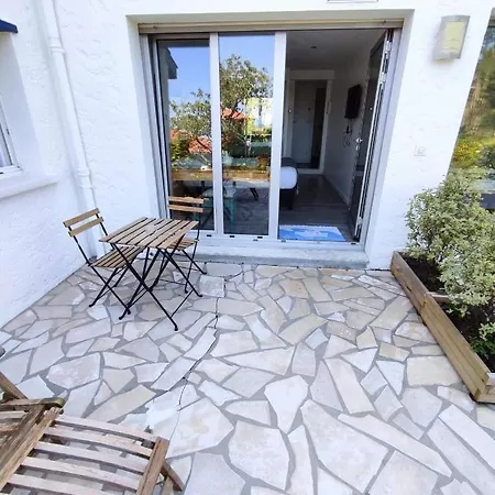 莱斯迪戈斯沃邦酒店 西布勒