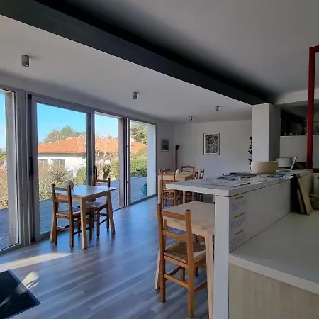 ゲストハウス Les Digues Vauban シブール